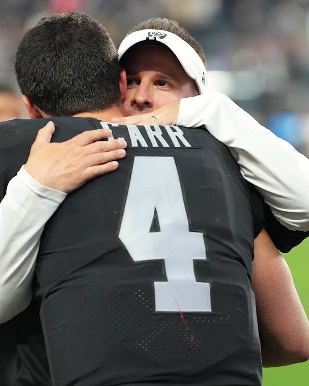 DEREK CARR AND JOSH MCDANIELS VS PATRIOTS